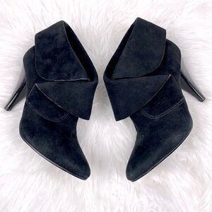 VIA SPIGA black suede ankle heel booties 7M